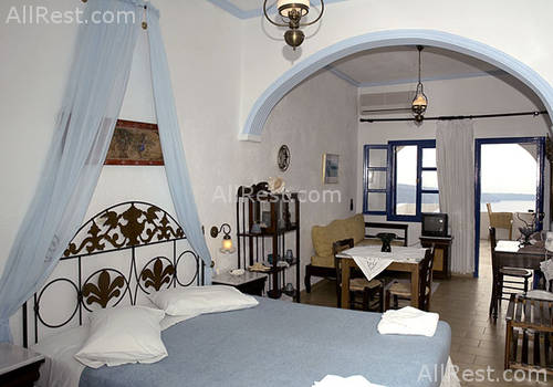 Irinis Villas Resort 13